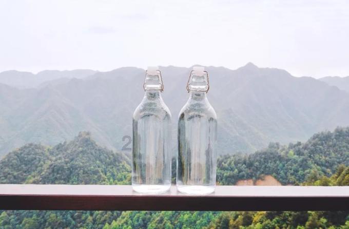 鲜奶运输车找不同
